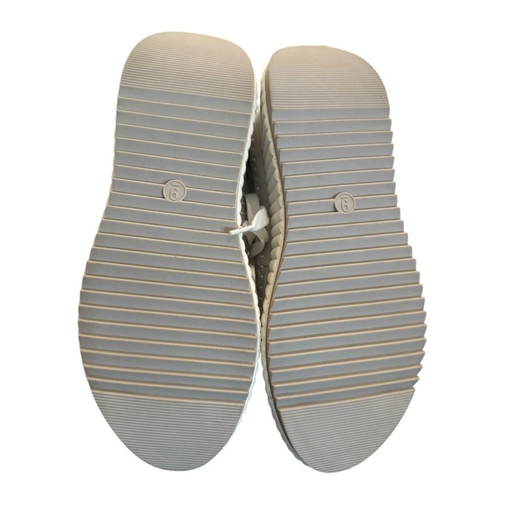 NEW Universal Thread Persephone Gray White Metallic Lace-Up Shoes Sneakers 9 - Picture 6 of 6